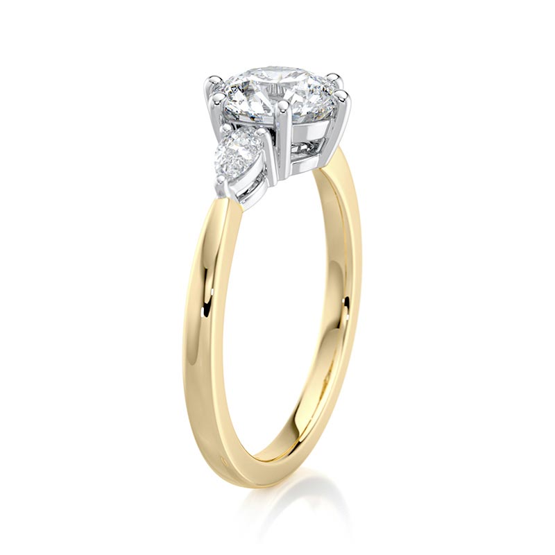 Lab Grown Diamond Engagement Rings Australia | Novita Rings